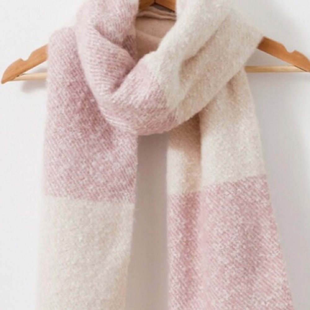 Gentle Fawn Huntington Scarf in Pastel Pink and Cream. New!